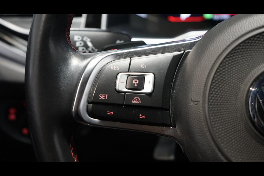 Volkswagen Polo 2.0 TSI GTI AUTOMAAT-ACC-BEATS-CAMERA-KEYLESS-LED-MODE-NAVIGATIE-VIRTUEEL