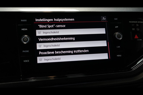 Volkswagen Polo 2.0 TSI GTI AUTOMAAT-ACC-BEATS-CAMERA-KEYLESS-LED-MODE-NAVIGATIE-VIRTUEEL