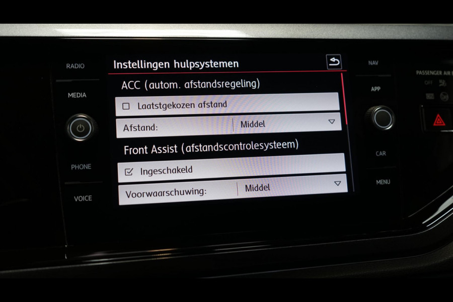 Volkswagen Polo 2.0 TSI GTI AUTOMAAT-ACC-BEATS-CAMERA-KEYLESS-LED-MODE-NAVIGATIE-VIRTUEEL