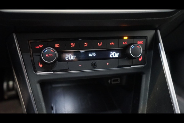 Volkswagen Polo 2.0 TSI GTI AUTOMAAT-ACC-BEATS-CAMERA-KEYLESS-LED-MODE-NAVIGATIE-VIRTUEEL