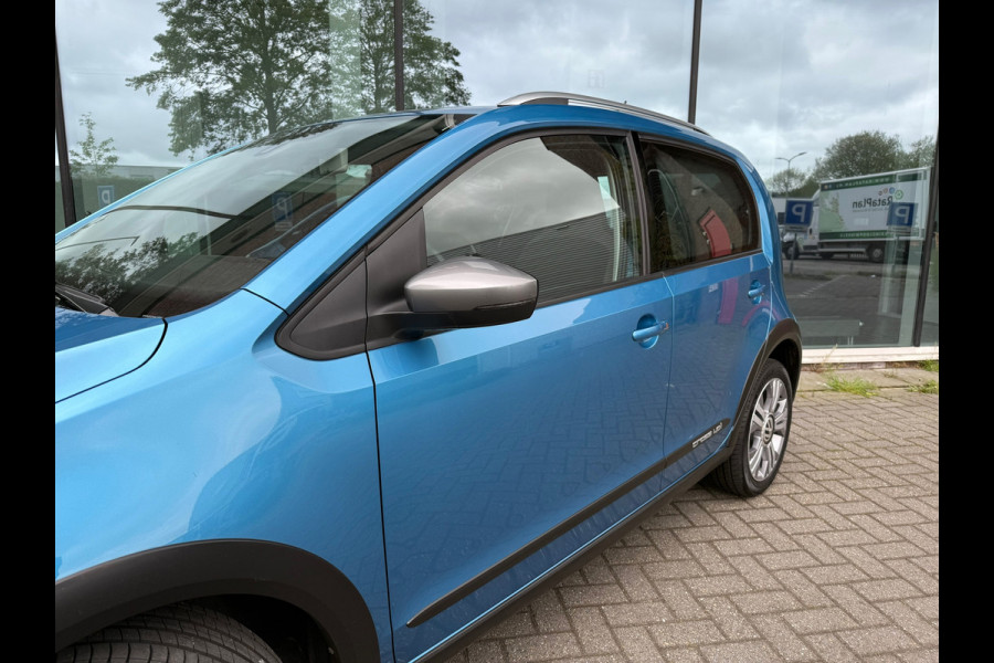 Volkswagen up! 1.0 BMT cross up! - Automaat - Airco - Winterpakket - Hoge instap
