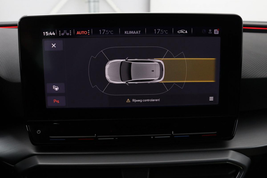 Seat Leon 1.5 eTSI FR | Stoel & stuurverwarming | Trekhaak | Carplay | Navigatie | Adaptive cruise | Sportstoelen | Full LED