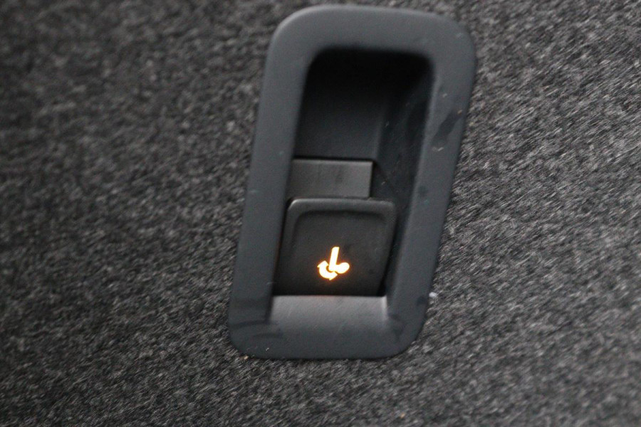 Seat Leon 1.5 eTSI FR | Stoel & stuurverwarming | Trekhaak | Carplay | Navigatie | Adaptive cruise | Sportstoelen | Full LED