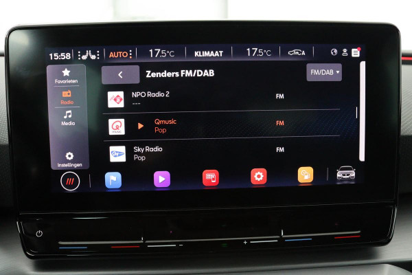 Seat Leon 1.5 eTSI FR | Stoel & stuurverwarming | Trekhaak | Carplay | Navigatie | Adaptive cruise | Sportstoelen | Full LED