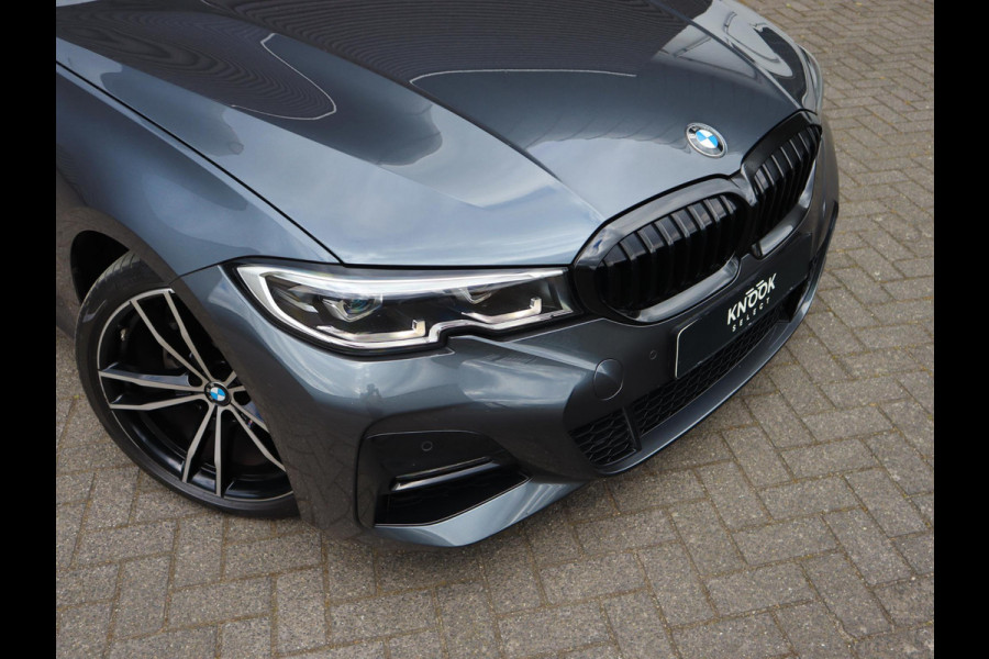 BMW 3-serie 320i High Exe. M-Sport | HUD | Leder | Sfeerverlichting |