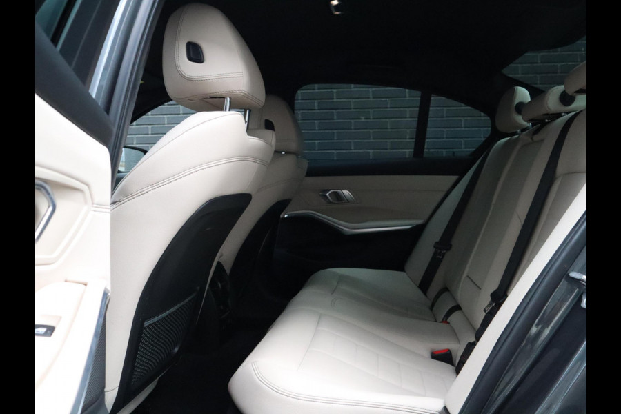 BMW 3-serie 320i High Exe. M-Sport | HUD | Leder | Sfeerverlichting |