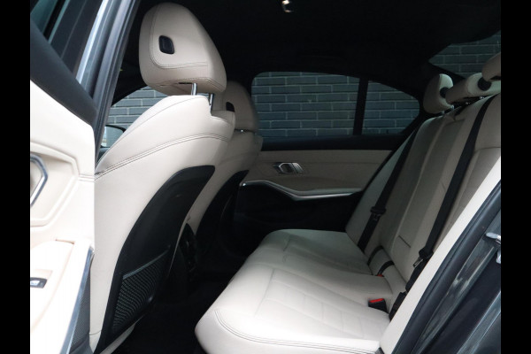 BMW 3-serie 320i High Exe. M-Sport | HUD | Leder | Sfeerverlichting |