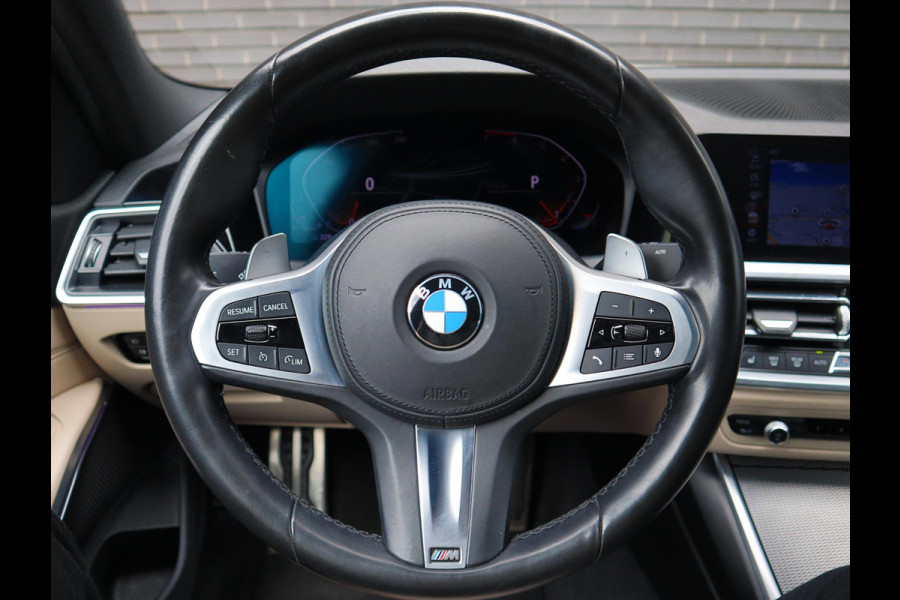 BMW 3-serie 320i High Exe. M-Sport | HUD | Leder | Sfeerverlichting |