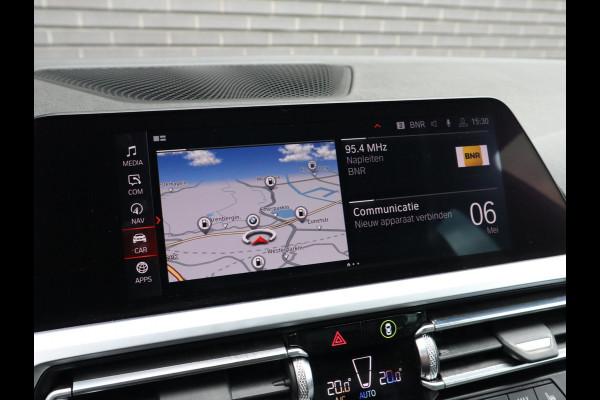 BMW 3-serie 320i High Exe. M-Sport | HUD | Leder | Sfeerverlichting |