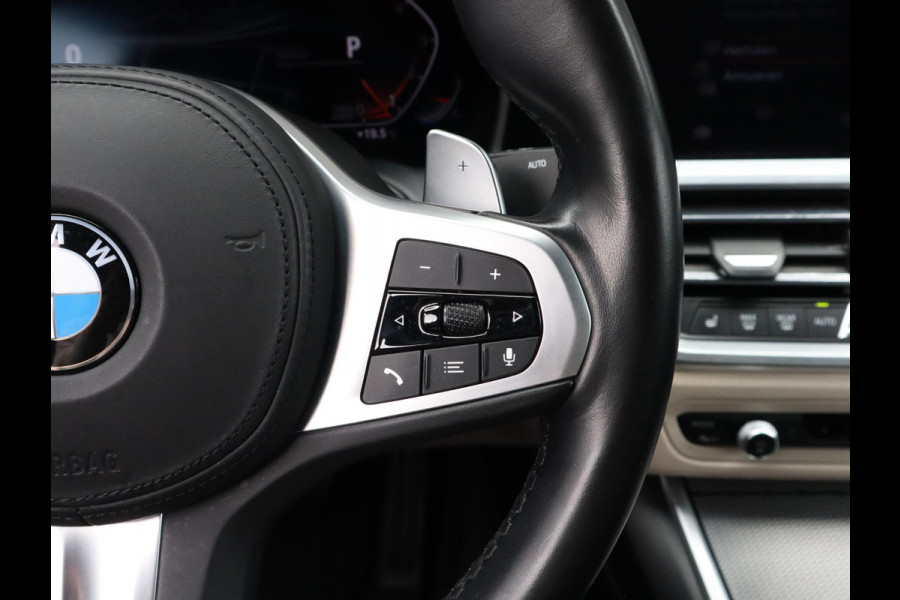 BMW 3-serie 320i High Exe. M-Sport | HUD | Leder | Sfeerverlichting |