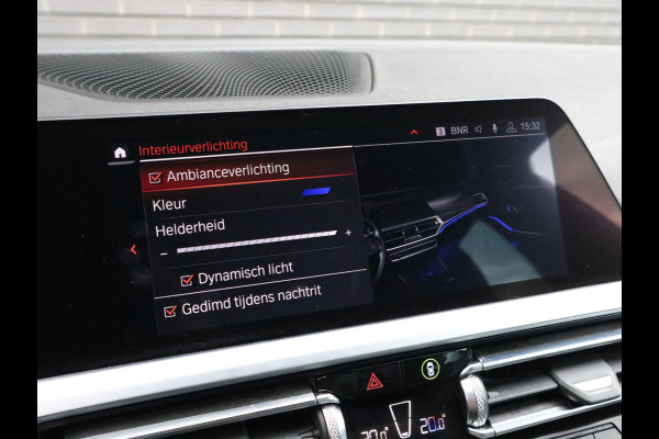 BMW 3-serie 320i High Exe. M-Sport | HUD | Leder | Sfeerverlichting |