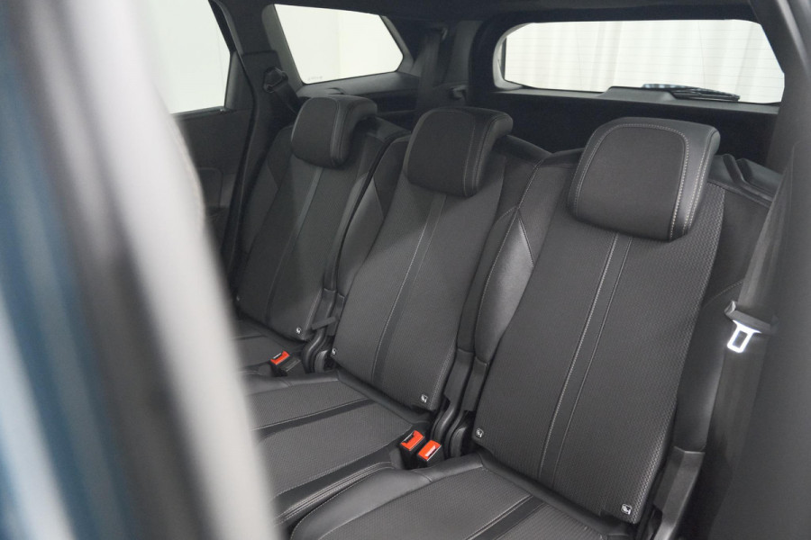 Peugeot 5008 PureTech 130 GT | Camera | Adaptieve Cruise Control | Dodehoekdetectie | Navigatie
