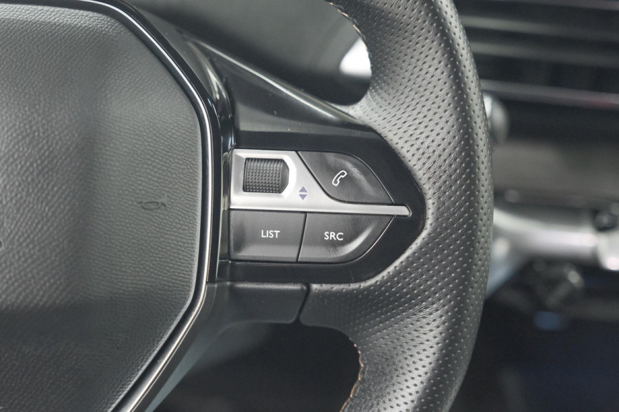 Peugeot 5008 PureTech 130 GT | Camera | Adaptieve Cruise Control | Dodehoekdetectie | Navigatie