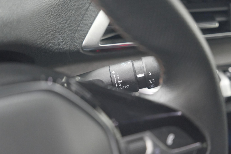 Peugeot 5008 PureTech 130 GT | Camera | Adaptieve Cruise Control | Dodehoekdetectie | Navigatie