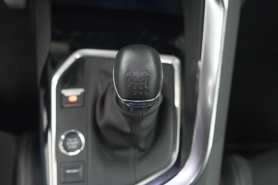 Peugeot 5008 PureTech 130 GT | Camera | Adaptieve Cruise Control | Dodehoekdetectie | Navigatie