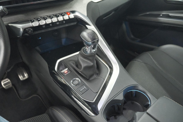Peugeot 5008 PureTech 130 GT | Camera | Adaptieve Cruise Control | Dodehoekdetectie | Navigatie