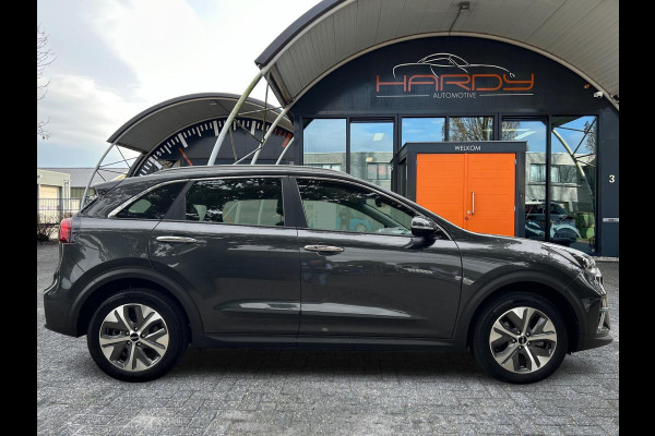 Kia e-Niro DynamicLine 64 kWh 100% SOH 3-Fase Dealer Onderhouden 1e Eigenaar Rijklaarprijs!