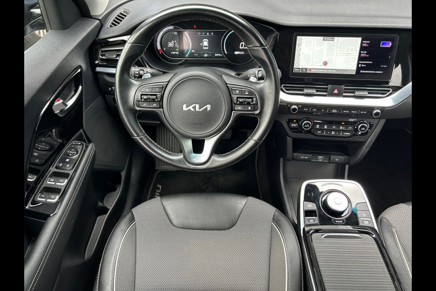 Kia e-Niro DynamicLine 64 kWh 100% SOH 3-Fase Dealer Onderhouden 1e Eigenaar Rijklaarprijs!