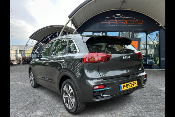 Kia e-Niro DynamicLine 64 kWh 100% SOH 3-Fase Dealer Onderhouden 1e Eigenaar Rijklaarprijs!
