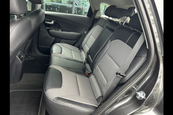 Kia e-Niro DynamicLine 64 kWh 100% SOH 3-Fase Dealer Onderhouden 1e Eigenaar Rijklaarprijs!