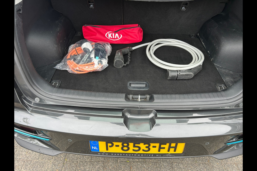 Kia e-Niro DynamicLine 64 kWh 100% SOH 3-Fase Dealer Onderhouden 1e Eigenaar Rijklaarprijs!