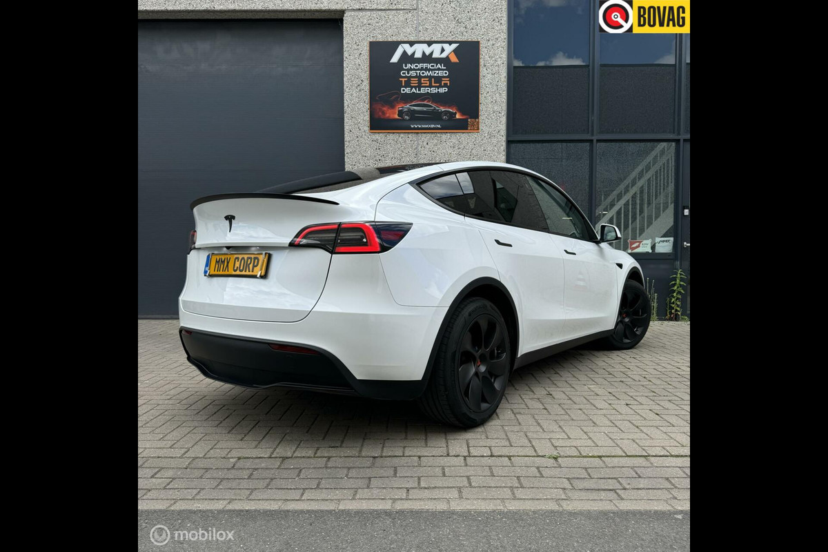 Tesla Model Y RWD 60kWh WIT INTERIEUR MMX PACK Tesla Model Y RWD 60kWh WIT INTERIEUR MMX PACK