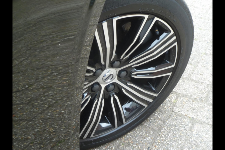 Volvo V60 2.0 T6 Recharge AWD Inscription Lond-Range|Panodak|Stoelkoeling|Head-Up|360-Camera|Harman/Kardon|Adapt.Cruise|Trekhaak