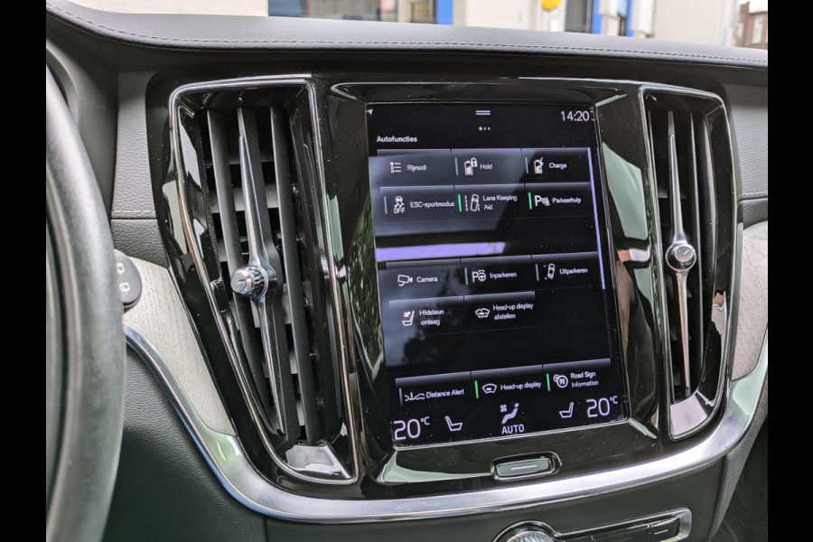 Volvo V60 2.0 T6 Recharge AWD Inscription Lond-Range|Panodak|Stoelkoeling|Head-Up|360-Camera|Harman/Kardon|Adapt.Cruise|Trekhaak