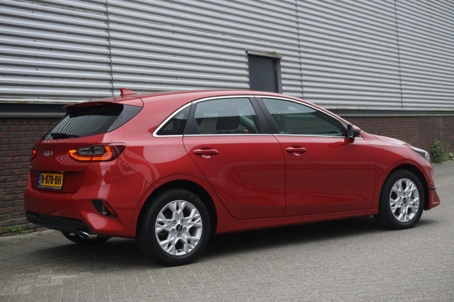 Kia Ceed 1.0 T-GDi 120PK DynamicLine/Nieuw model/ Rijklaarprijs Incl.Garantie.