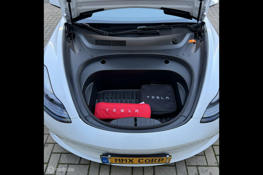 Tesla Model 3 Performance MiC AMD RYZEN MMX