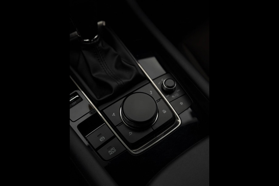 Mazda 3 2.0 e-SkyActiv-G M Hybrid 150 CarPlay HuD