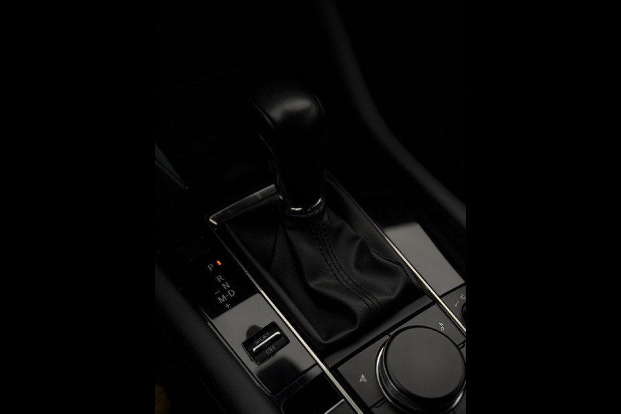 Mazda 3 2.0 e-SkyActiv-G M Hybrid 150 CarPlay HuD