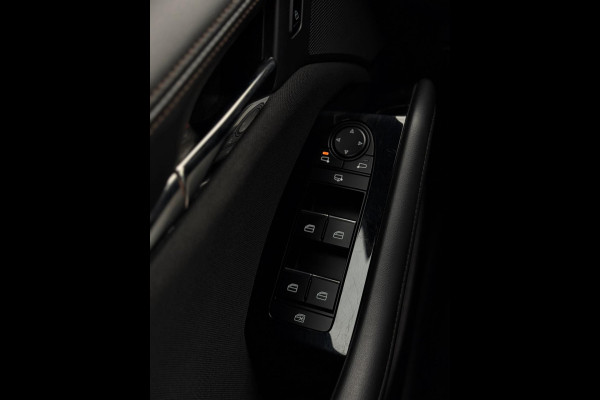 Mazda 3 2.0 e-SkyActiv-G M Hybrid 150 CarPlay HuD