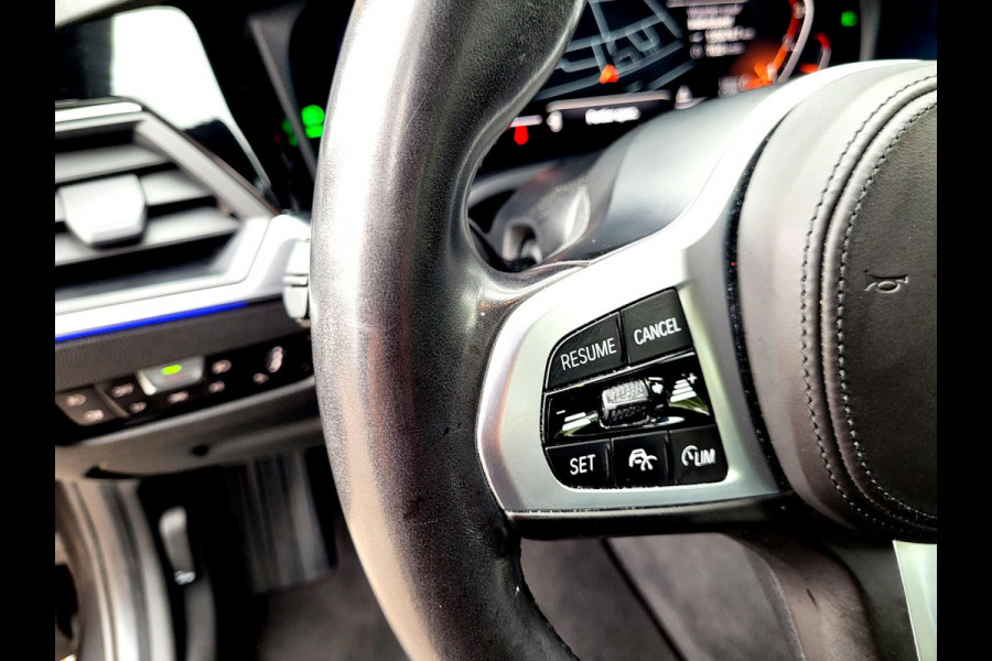 BMW 3 Serie Touring 318i Sport line, Adaptive Cruise, M-sport stuur, Carplay, Hifi, DAB, WIFI (1e eig. NL-auto BTW NAP)