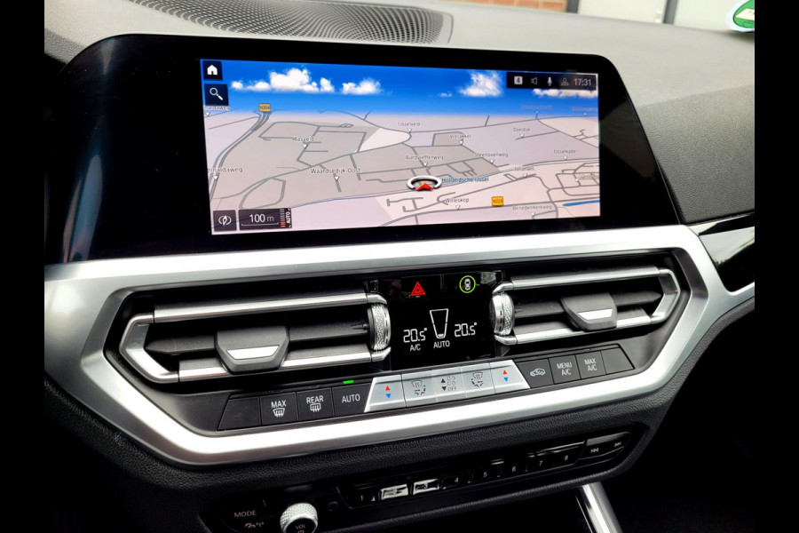 BMW 3 Serie Touring 318i Sport line, Adaptive Cruise, M-sport stuur, Carplay, Hifi, DAB, WIFI (1e eig. NL-auto BTW NAP)