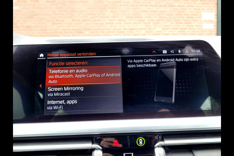BMW 3 Serie Touring 318i Sport line, Adaptive Cruise, M-sport stuur, Carplay, Hifi, DAB, WIFI (1e eig. NL-auto BTW NAP)