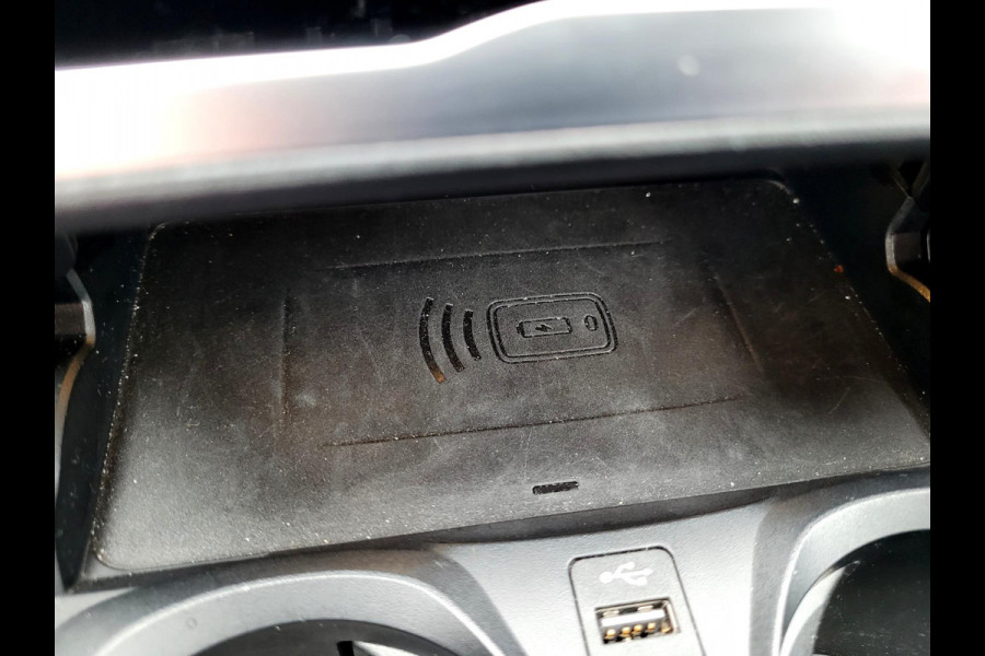 BMW 3 Serie Touring 318i Sport line, Adaptive Cruise, M-sport stuur, Carplay, Hifi, DAB, WIFI (1e eig. NL-auto BTW NAP)