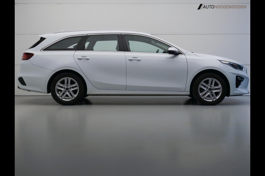 Kia Ceed Sportswagon 1.0 T-GDi DynamicLine (APPLE CARPLAY,LED VERLICHTING,CAMERA,CRUISE,COMFORT-STOELEN,LM-VELGEN,TOPCONDITIE)