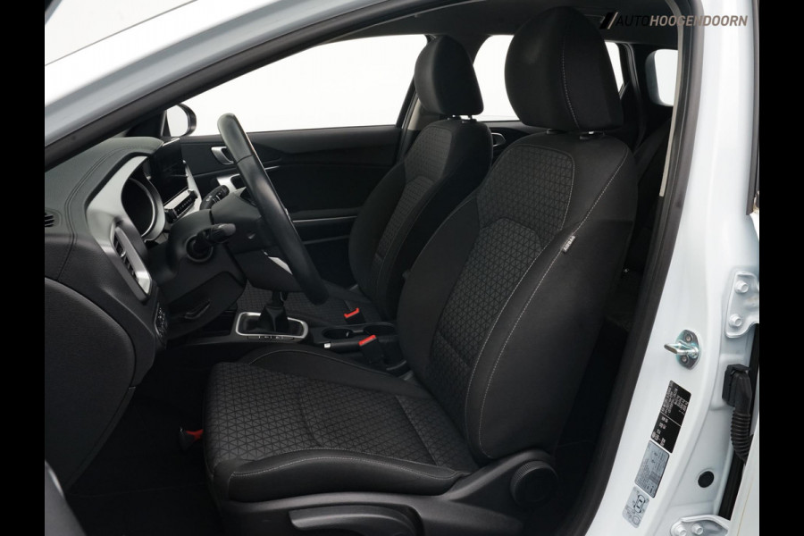Kia Ceed Sportswagon 1.0 T-GDi DynamicLine (APPLE CARPLAY,LED VERLICHTING,CAMERA,CRUISE,COMFORT-STOELEN,LM-VELGEN,TOPCONDITIE)