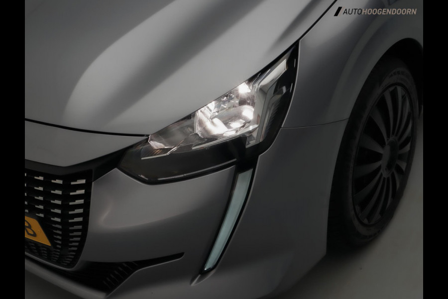 Peugeot 208 1.2 PureTech Sport (APPLE CARPLAY,NAVIGATIE,CRUISE,PARKEERSENSOREN,SPORTSTOELEN,LANE-ASSIST,NIEUWE APK,TOPCONDITIE)