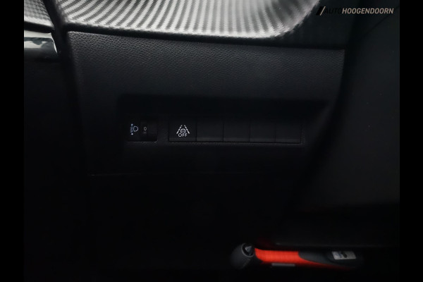Peugeot 208 1.2 PureTech Sport (APPLE CARPLAY,NAVIGATIE,CRUISE,PARKEERSENSOREN,SPORTSTOELEN,LANE-ASSIST,NIEUWE APK,TOPCONDITIE)