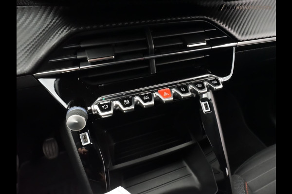 Peugeot 208 1.2 PureTech Sport (APPLE CARPLAY,NAVIGATIE,CRUISE,PARKEERSENSOREN,SPORTSTOELEN,LANE-ASSIST,NIEUWE APK,TOPCONDITIE)