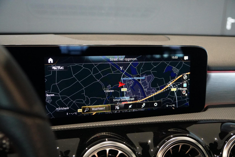Mercedes-Benz A-Klasse 200 Business Solution AMG 163PK + PANORAMA / MATRIX
