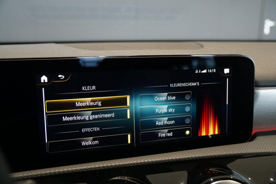 Mercedes-Benz A-Klasse 200 Business Solution AMG 163PK + PANORAMA / MATRIX
