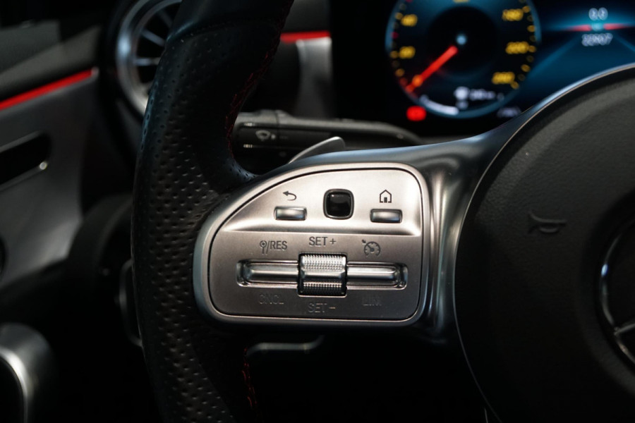 Mercedes-Benz A-Klasse 200 Business Solution AMG 163PK + PANORAMA / MATRIX