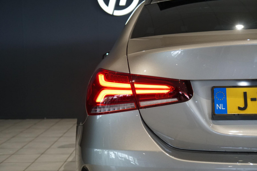 Mercedes-Benz A-Klasse 200 Business Solution AMG 163PK + PANORAMA / MATRIX