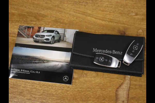 Mercedes-Benz GLA 250 e Business Solution Luxury Limited [MEMORY SEAT, SCHUIFDAK, APPLE CARPLAY, ANDROID, CAMERA, SFEERLICHT, NIEUWSTAAT]