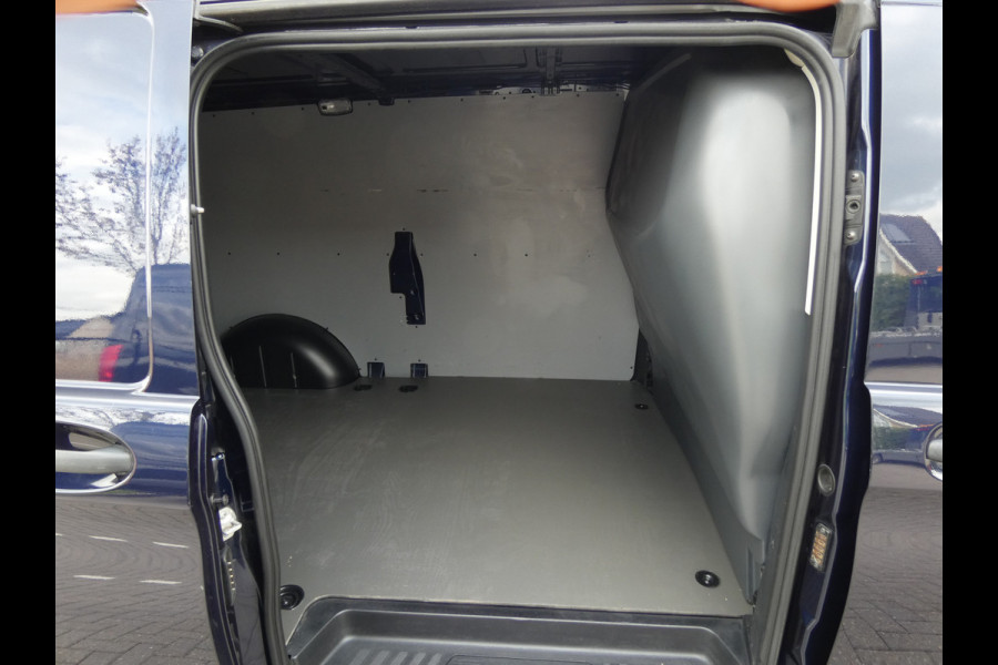 Mercedes-Benz Vito 114 CDI Extra lang Leer/Trekhaak/Cruise control