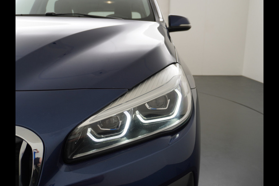 BMW 2 Serie Gran Tourer 218i AUT. High Executive Apple Carplay Leder Camera Stoelverwarming Adap.Led Navi Ecc Cruise Control DAB Pdc v+a Ele Keyless open/start Lmv 17" Active Guard Plus Led Luxury line
