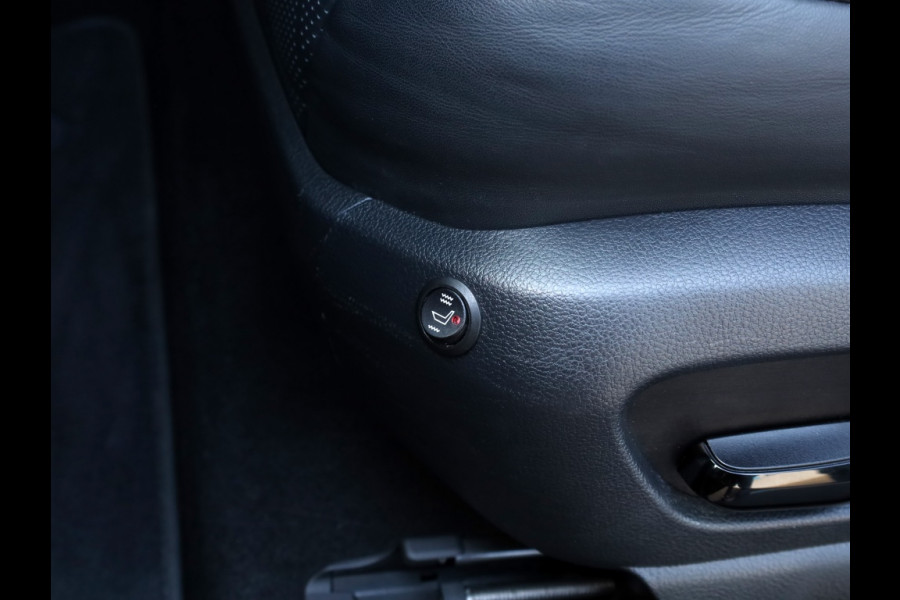 Lexus UX 300e Business 54 kWh | Leder | Stoelverwarming | Pdc